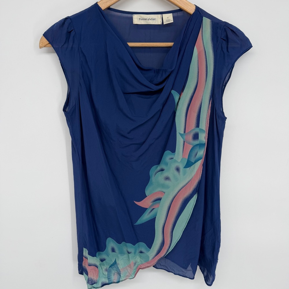 Portrait of a Girl Anthropologie Top Navy 100% Silk Floral Feminine Romantic